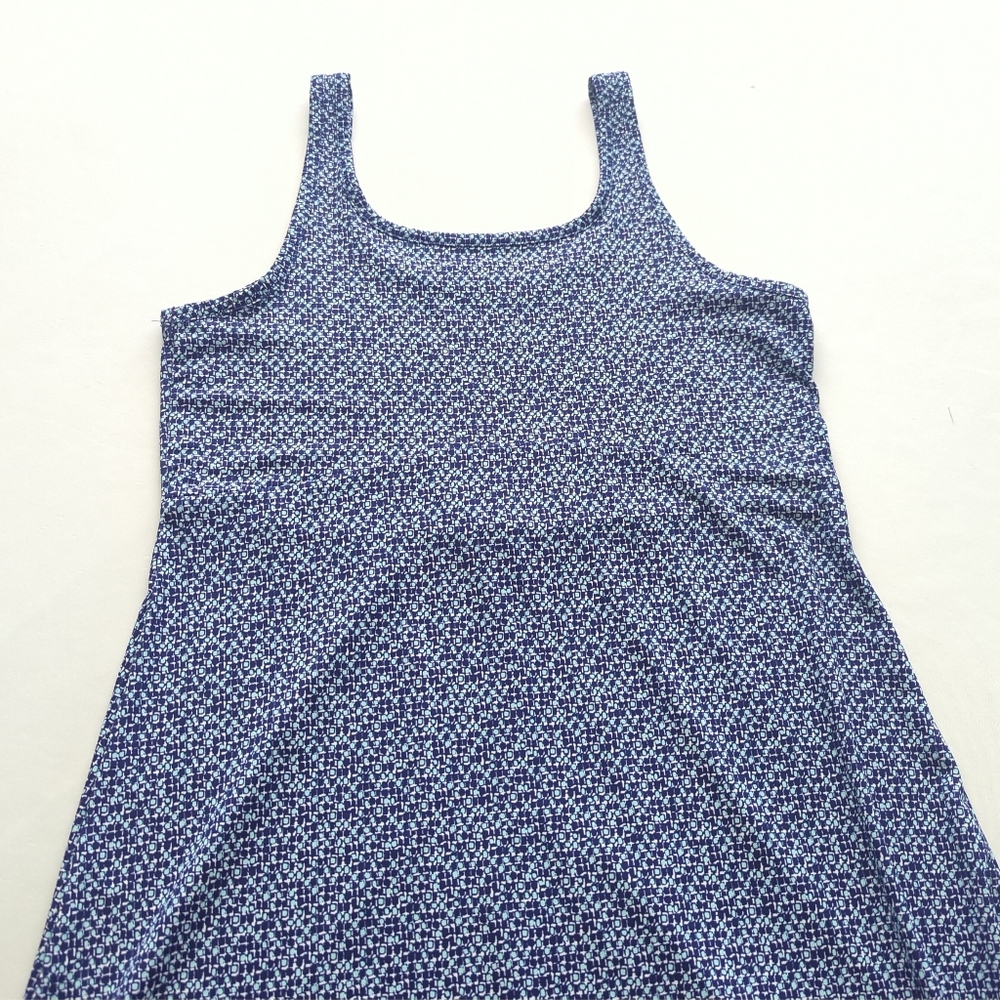 Columbia PFG Blue & White Geometric Omni-Freeze Advanced Cooling Dress Size M - Picture 4 of 8